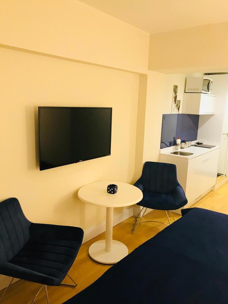 Apartmán Аппартаменты В Батуми С Видом На Море В Orbi City Pokoj fotografie