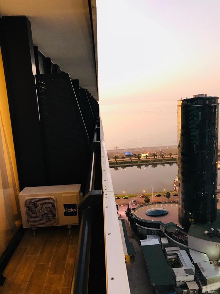 Apartmán Аппартаменты В Батуми С Видом На Море В Orbi City Pokoj fotografie